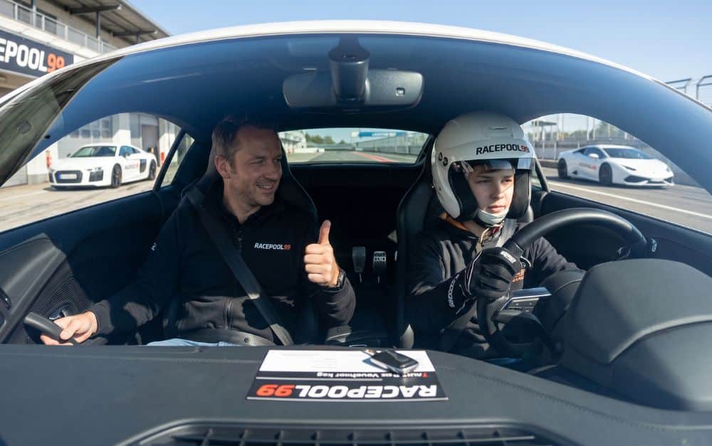 Die Evolution der Fahrkompetenz: Warum die Rennstrecke der neue Simulator ist